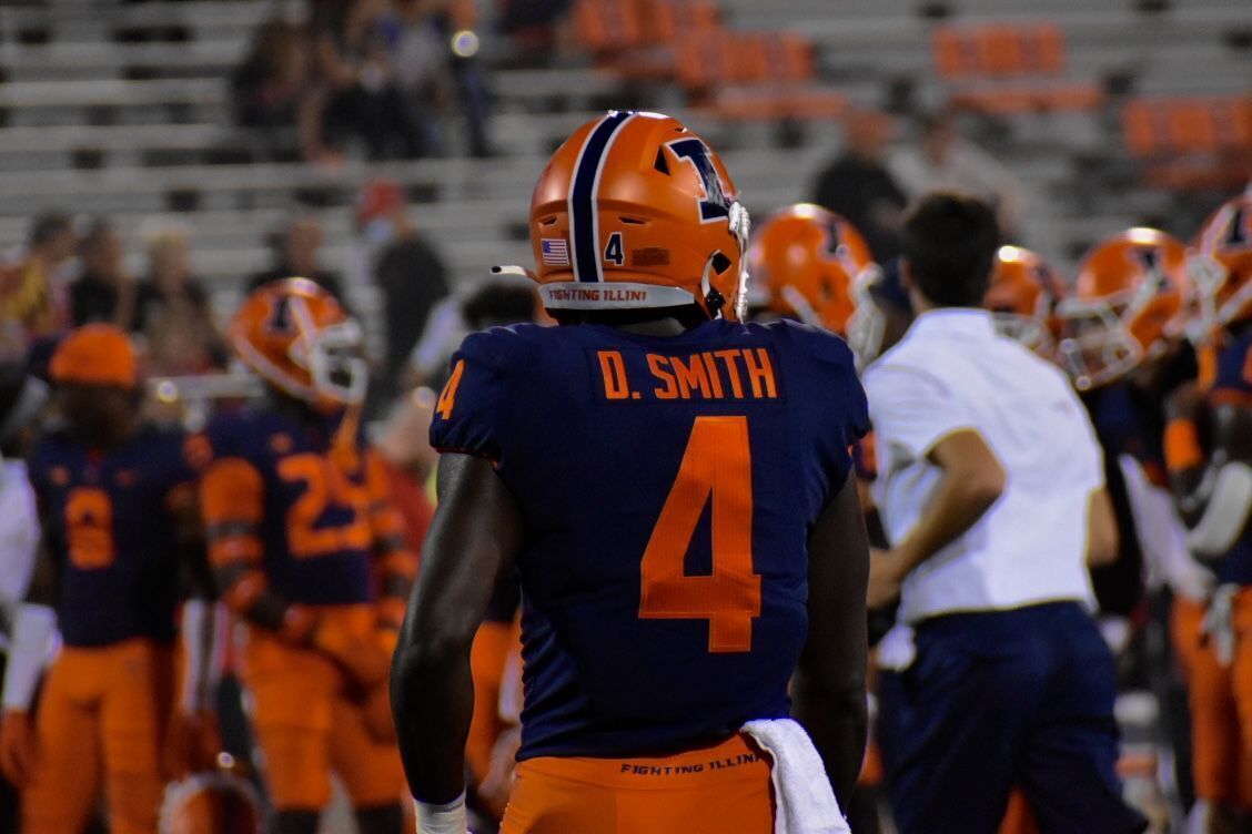PHOTOS: Illinois warms up against Maryland